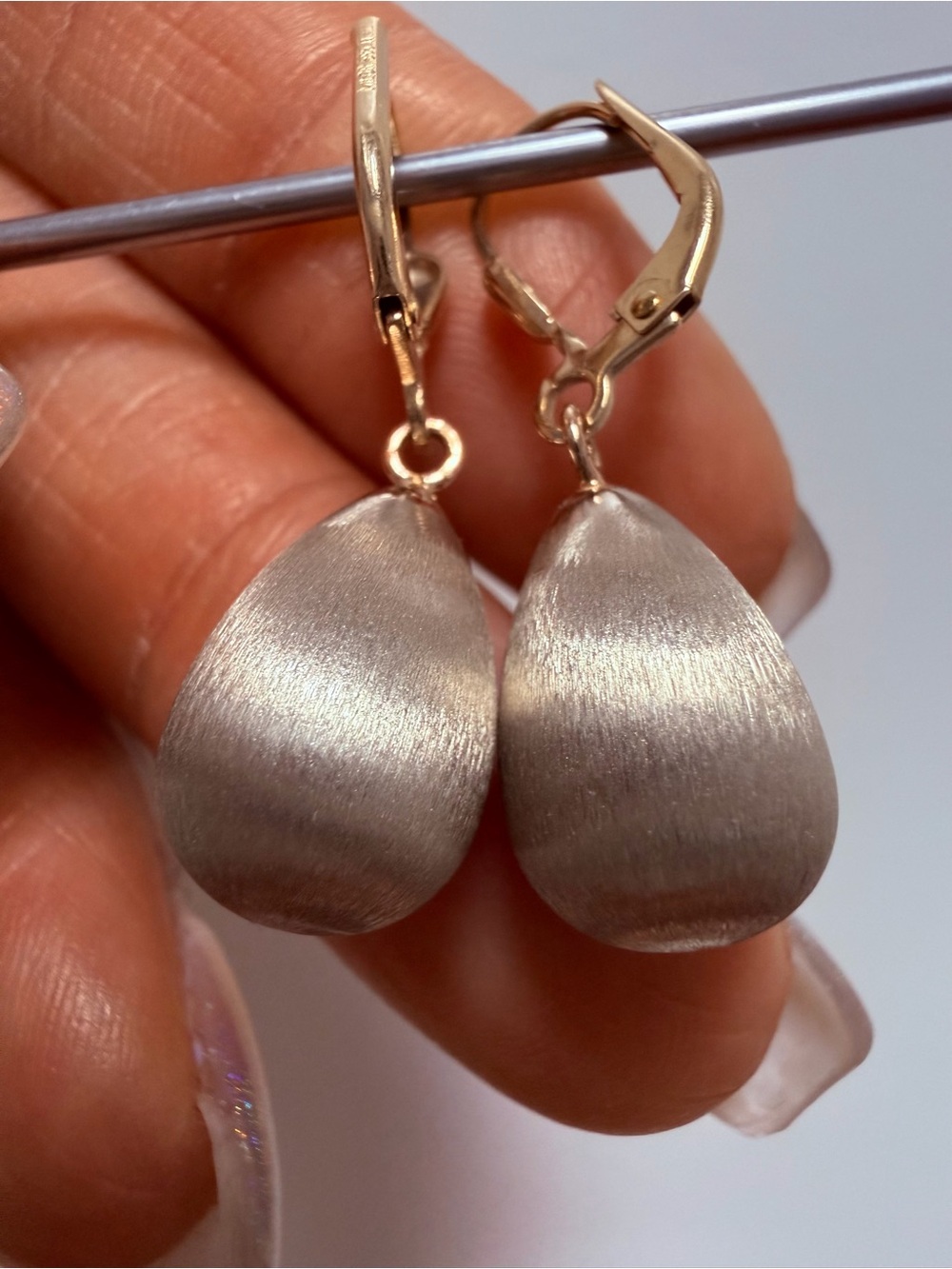 14K Gold Brushed Teardrop Drop Earrings | Two-Tone Satin Finish | 3.14g - Picture 8 of 16